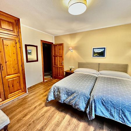 Hotel La Rivera Arenas De Cabrales Ngoại thất bức ảnh