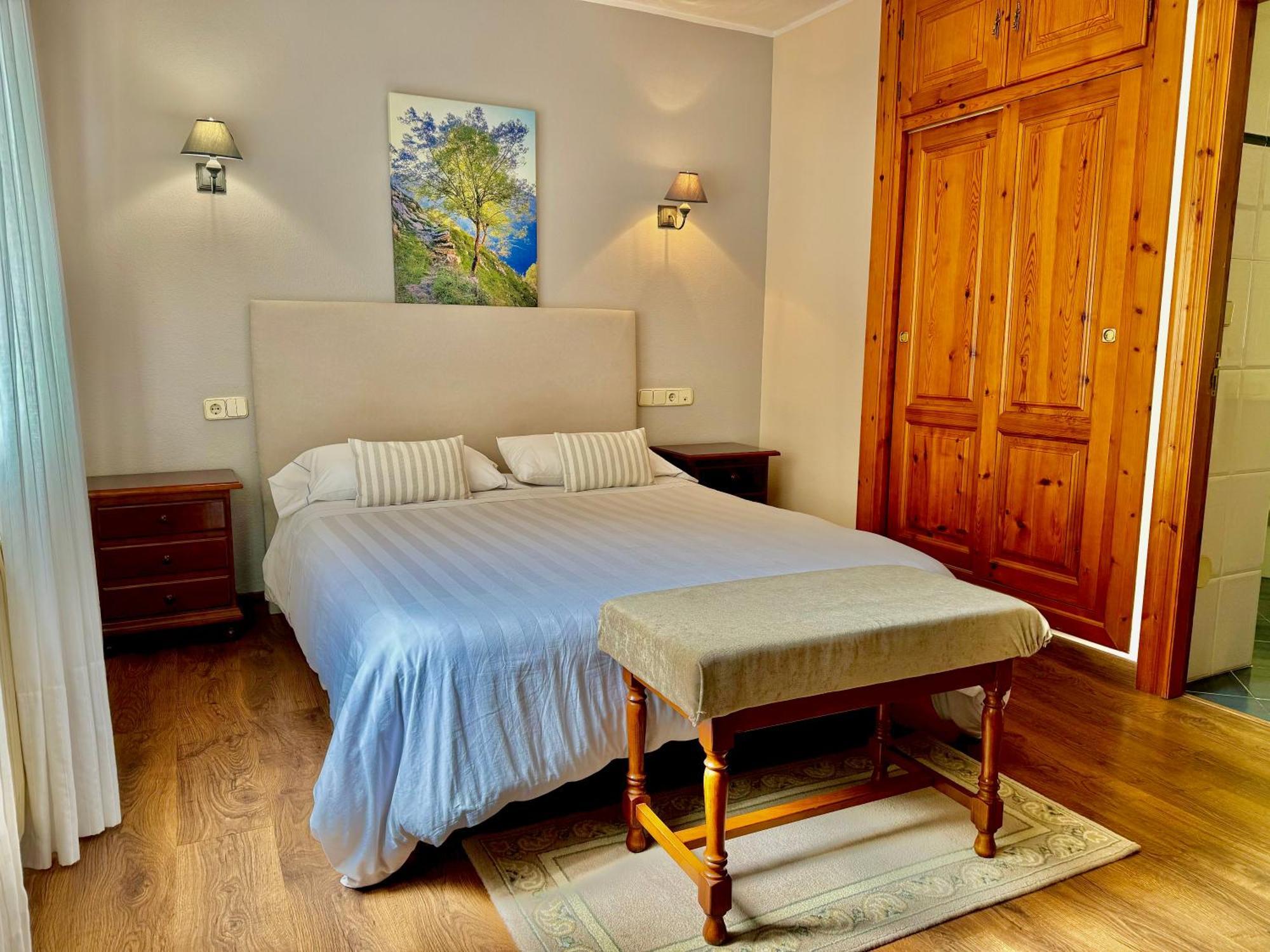 Hotel La Rivera Arenas De Cabrales Ngoại thất bức ảnh