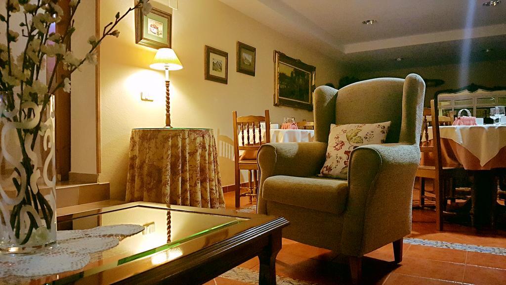 Hotel La Rivera Arenas De Cabrales Ngoại thất bức ảnh